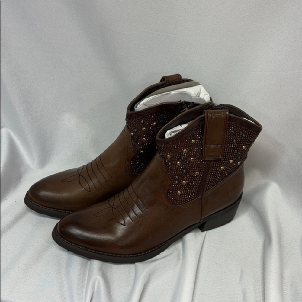 Very Volatile toulon brown western side zip up healed gem boots 8